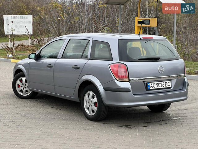 Опель Астра 2006 у Рожище на Automoto.ua Сірий Опель Астра, об'ємом двигуна 1.3 л та пробігом 243 тис. км за 4900 $, фото 6 на Automoto.ua