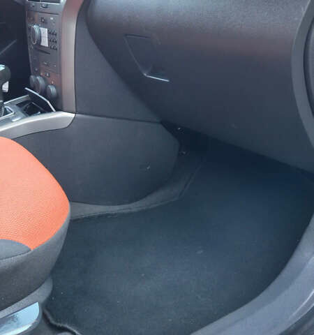 Сірий Опель Астра, об'ємом двигуна 1.8 л та пробігом 181 тис. км за 6500 $, фото 23 на Automoto.ua