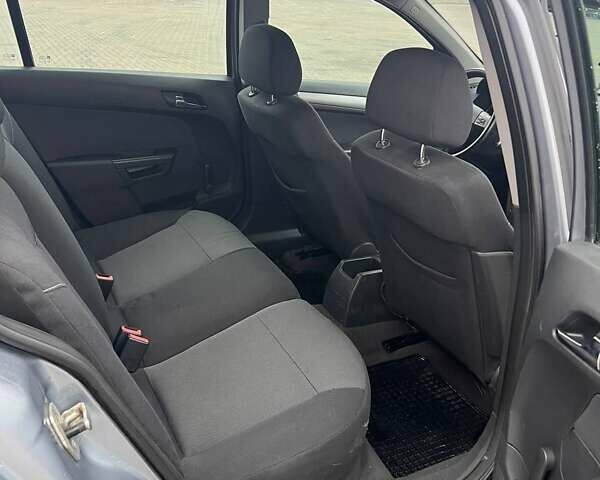 Сірий Опель Астра, об'ємом двигуна 1.9 л та пробігом 308 тис. км за 4800 $, фото 13 на Automoto.ua