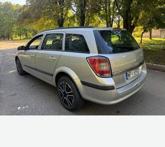 Серый Опель Астра, объемом двигателя 1.3 л и пробегом 340 тыс. км за 2600 $, фото 3 на Automoto.ua