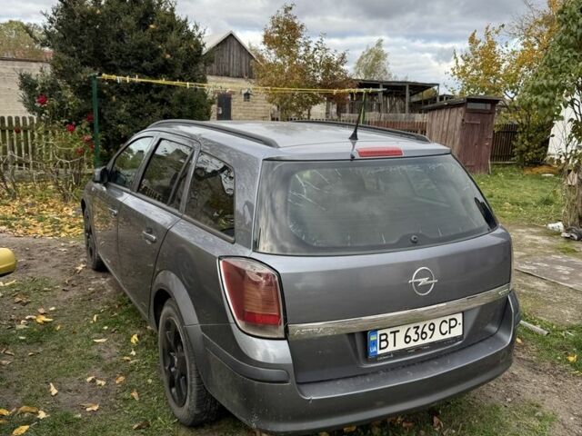 Опель Астра 2006 в Самборе на Automoto.ua Серый Опель Астра, объемом двигателя 1.2 л и пробегом 220 тыс. км за 3000 $, фото 2 на Automoto.ua
