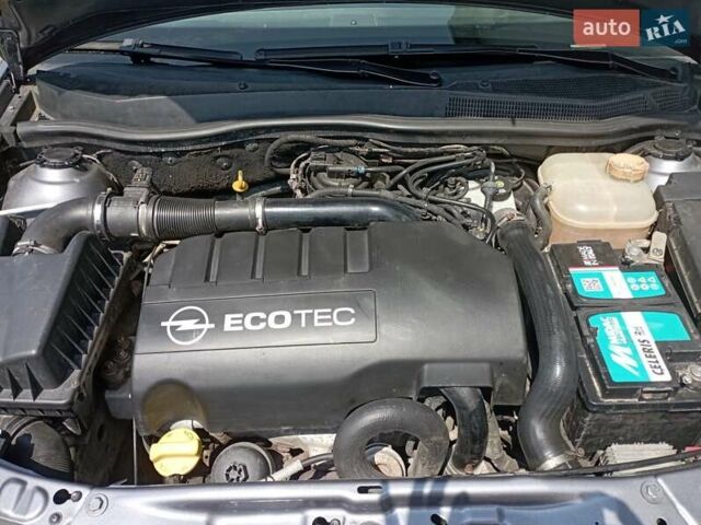 Серый Опель Астра, объемом двигателя 1.3 л и пробегом 277 тыс. км за 5100 $, фото 3 на Automoto.ua