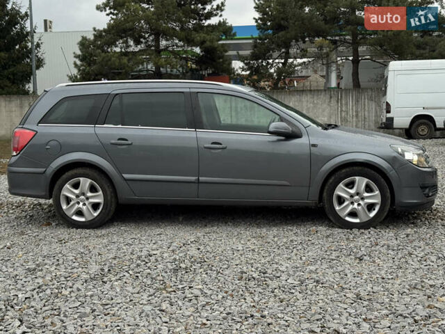 Серый Опель Астра, объемом двигателя 1.6 л и пробегом 310 тыс. км за 5000 $, фото 5 на Automoto.ua