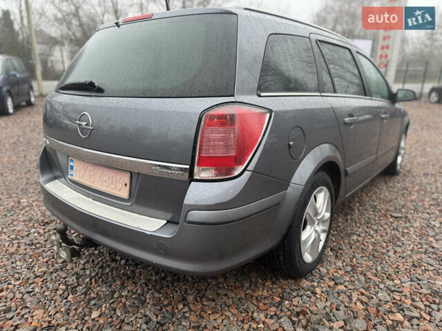 Сірий Опель Астра, об'ємом двигуна 1.6 л та пробігом 261 тис. км за 3999 $, фото 27 на Automoto.ua
