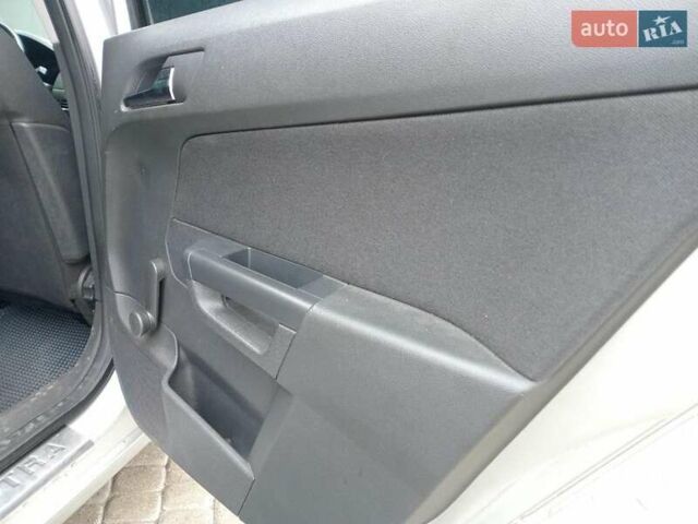 Сірий Опель Астра, об'ємом двигуна 1.3 л та пробігом 250 тис. км за 5190 $, фото 23 на Automoto.ua