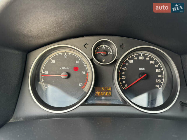 Сірий Опель Астра, об'ємом двигуна 1.69 л та пробігом 266 тис. км за 4500 $, фото 12 на Automoto.ua