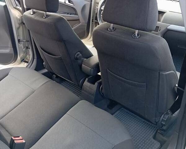 Серый Опель Астра, объемом двигателя 1.6 л и пробегом 198 тыс. км за 5200 $, фото 23 на Automoto.ua