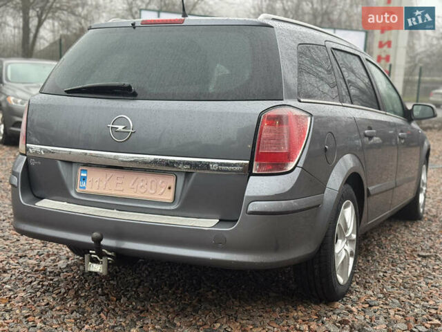 Серый Опель Астра, объемом двигателя 1.6 л и пробегом 271 тыс. км за 3999 $, фото 30 на Automoto.ua