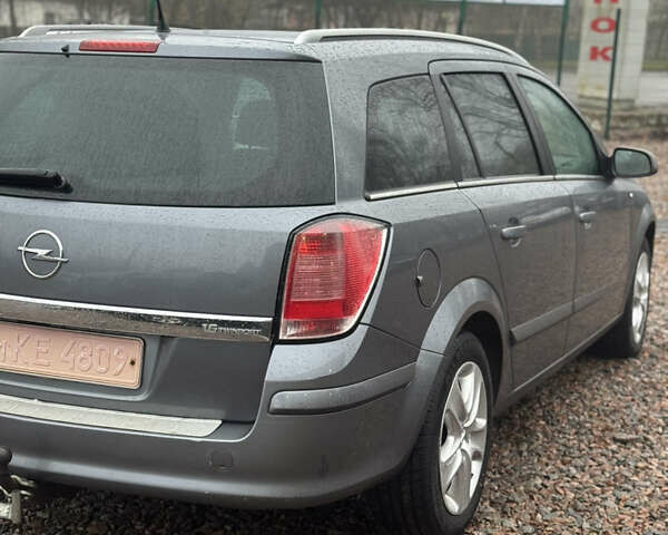Серый Опель Астра, объемом двигателя 1.6 л и пробегом 271 тыс. км за 3999 $, фото 28 на Automoto.ua