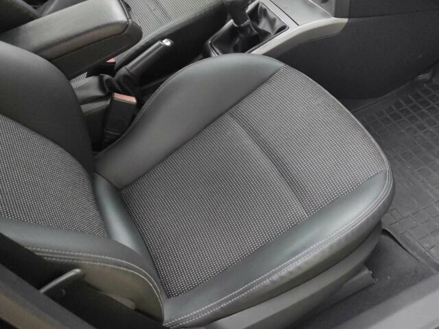 Серый Опель Астра, объемом двигателя 1.6 л и пробегом 280 тыс. км за 4800 $, фото 4 на Automoto.ua