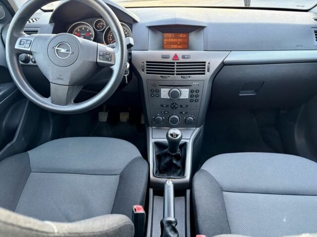 Сірий Опель Астра, об'ємом двигуна 1.6 л та пробігом 205 тис. км за 4999 $, фото 20 на Automoto.ua