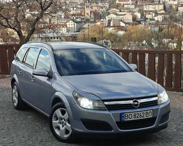 Опель Астра 2006 в Черткове на Automoto.ua Серый Опель Астра, объемом двигателя 1.3 л и пробегом 300 тыс. км за 3999 $, фото 3 на Automoto.ua