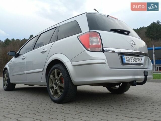 Серый Опель Астра, объемом двигателя 1.8 л и пробегом 185 тыс. км за 5050 $, фото 21 на Automoto.ua