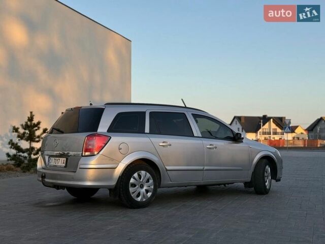 Серый Опель Астра, объемом двигателя 1.6 л и пробегом 300 тыс. км за 3999 $, фото 8 на Automoto.ua