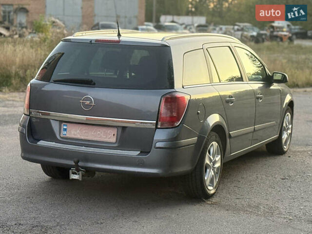 Серый Опель Астра, объемом двигателя 1.6 л и пробегом 308 тыс. км за 5299 $, фото 4 на Automoto.ua