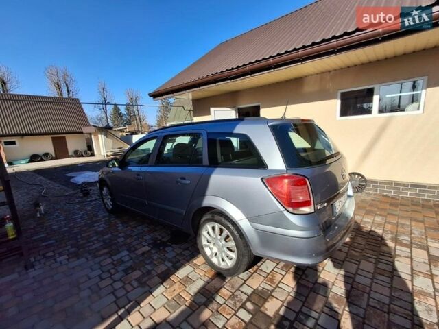 Серый Опель Астра, объемом двигателя 1.6 л и пробегом 270 тыс. км за 4650 $, фото 3 на Automoto.ua