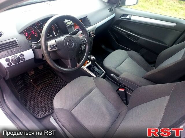 Сірий Опель Астра, об'ємом двигуна 1.6 л та пробігом 227 тис. км за 4600 $, фото 13 на Automoto.ua