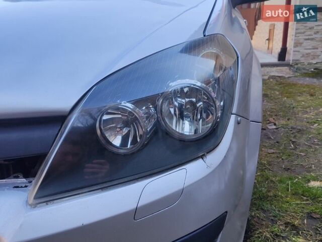 Серый Опель Астра, объемом двигателя 1.9 л и пробегом 311 тыс. км за 3550 $, фото 19 на Automoto.ua