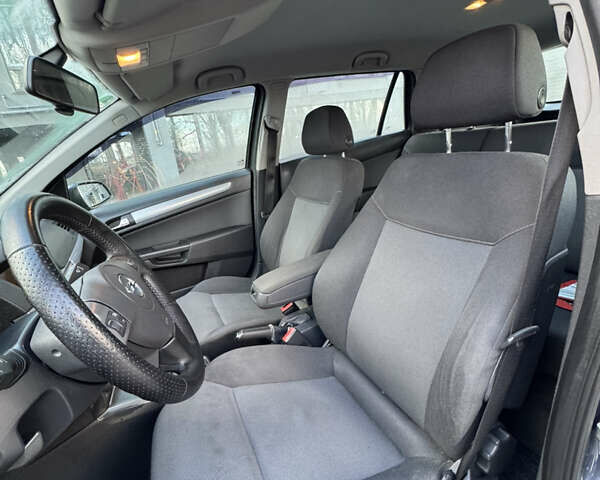 Сірий Опель Астра, об'ємом двигуна 1.6 л та пробігом 210 тис. км за 4500 $, фото 16 на Automoto.ua