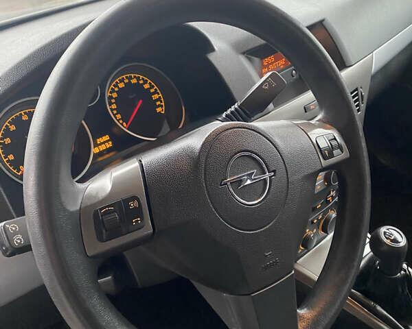 Сірий Опель Астра, об'ємом двигуна 1.6 л та пробігом 180 тис. км за 4450 $, фото 20 на Automoto.ua