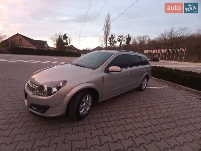 Сірий Опель Астра, об'ємом двигуна 1.6 л та пробігом 239 тис. км за 5400 $, фото 2 на Automoto.ua