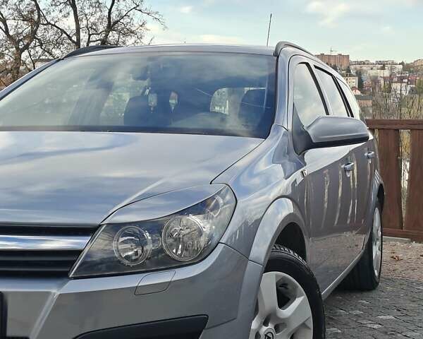 Опель Астра 2006 в Черткове на Automoto.ua Серый Опель Астра, объемом двигателя 1.3 л и пробегом 300 тыс. км за 3999 $, фото 21 на Automoto.ua