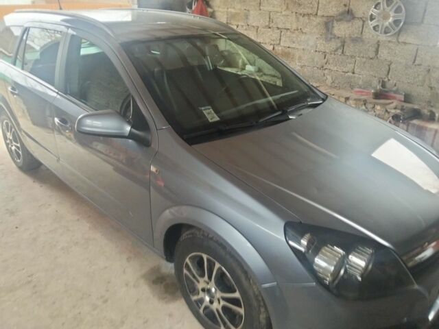 Сірий Опель Астра, об'ємом двигуна 1.6 л та пробігом 244 тис. км за 4300 $, фото 1 на Automoto.ua