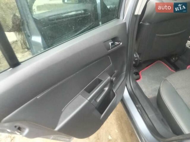 Серый Опель Астра, объемом двигателя 1.6 л и пробегом 240 тыс. км за 4300 $, фото 3 на Automoto.ua