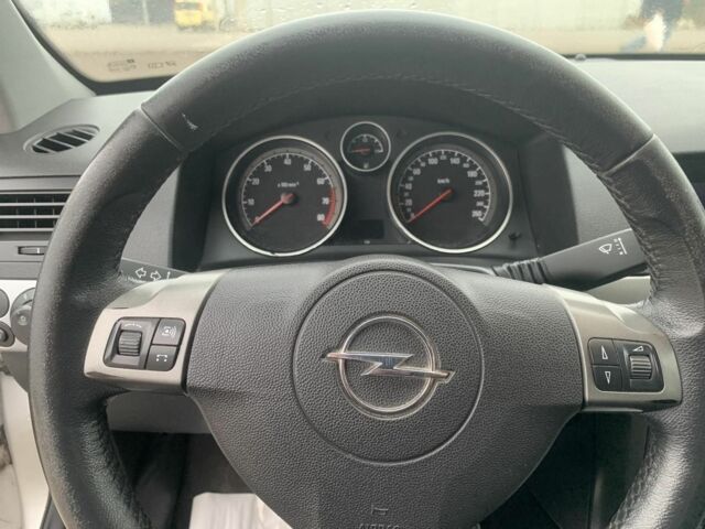 Сірий Опель Астра, об'ємом двигуна 1.6 л та пробігом 195 тис. км за 4790 $, фото 18 на Automoto.ua