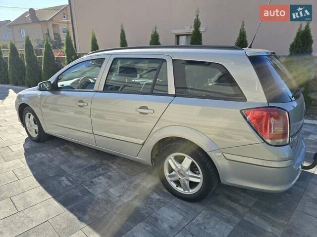 Серый Опель Астра, объемом двигателя 1.3 л и пробегом 238 тыс. км за 4800 $, фото 3 на Automoto.ua