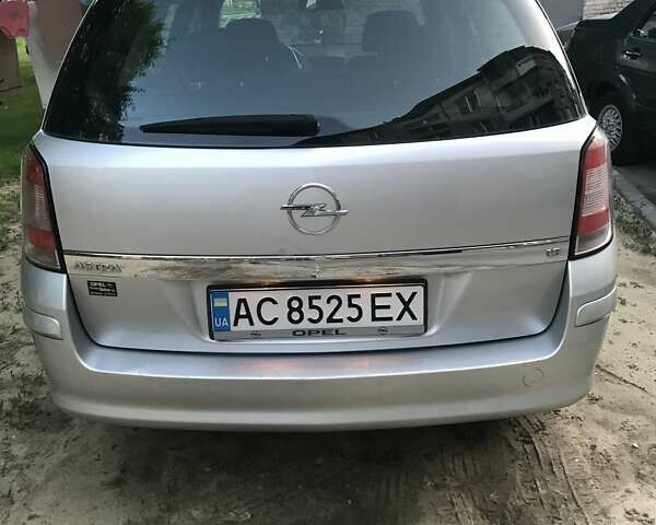 Сірий Опель Астра, об'ємом двигуна 1.8 л та пробігом 220 тис. км за 5500 $, фото 2 на Automoto.ua