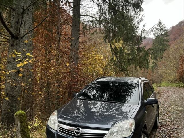 Серый Опель Астра, объемом двигателя 1.9 л и пробегом 241 тыс. км за 5100 $, фото 1 на Automoto.ua