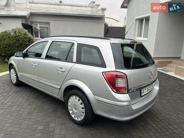 Серый Опель Астра, объемом двигателя 1.36 л и пробегом 270 тыс. км за 3900 $, фото 151 на Automoto.ua