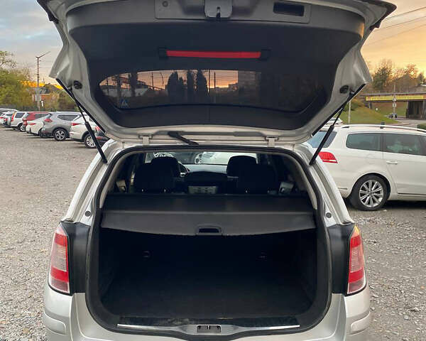 Опель Астра 2007 в Белой Церкве на Automoto.ua Серый Опель Астра, объемом двигателя 1.6 л и пробегом 204 тыс. км за 5200 $, фото 6 на Automoto.ua