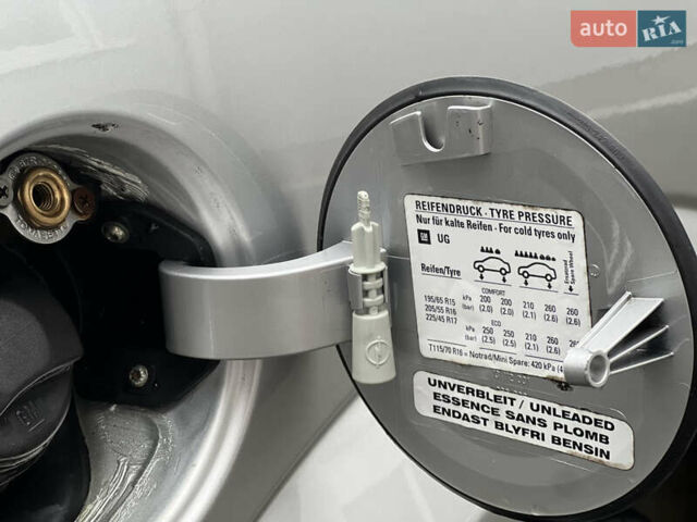 Серый Опель Астра, объемом двигателя 1.36 л и пробегом 270 тыс. км за 3900 $, фото 30 на Automoto.ua