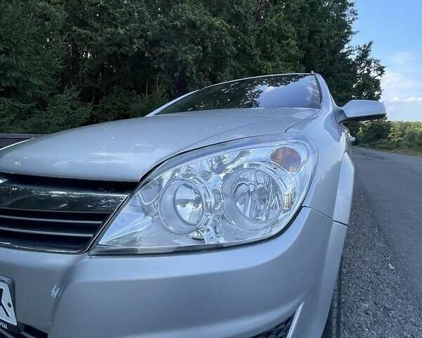 Сірий Опель Астра, об'ємом двигуна 1.4 л та пробігом 208 тис. км за 5150 $, фото 22 на Automoto.ua