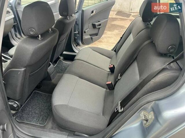 Сірий Опель Астра, об'ємом двигуна 1.6 л та пробігом 191 тис. км за 5599 $, фото 10 на Automoto.ua