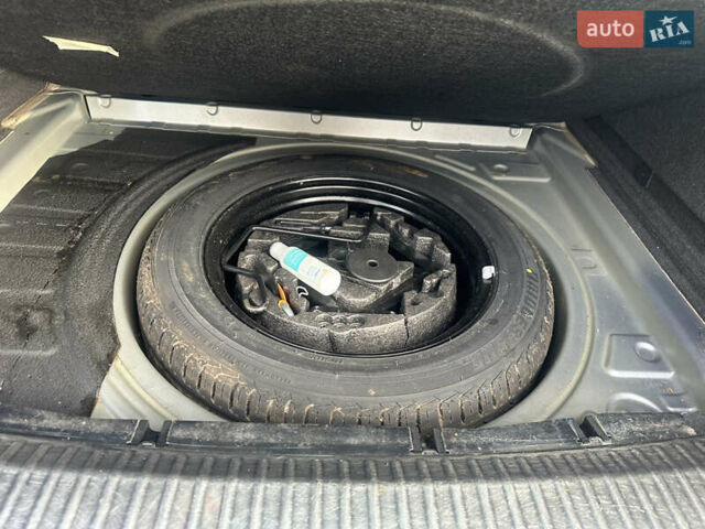 Серый Опель Астра, объемом двигателя 1.6 л и пробегом 212 тыс. км за 5900 $, фото 11 на Automoto.ua