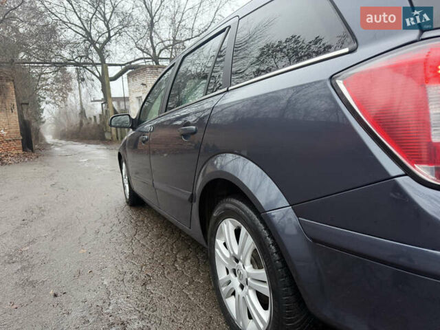 Сірий Опель Астра, об'ємом двигуна 1.6 л та пробігом 250 тис. км за 5300 $, фото 14 на Automoto.ua