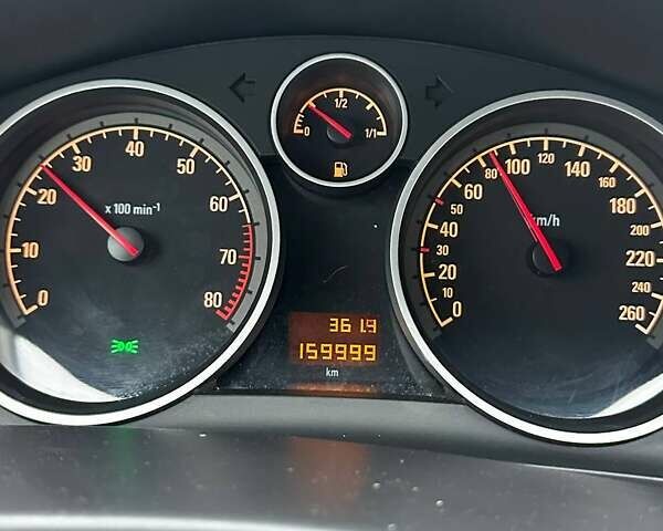 Серый Опель Астра, объемом двигателя 1.6 л и пробегом 160 тыс. км за 5400 $, фото 53 на Automoto.ua