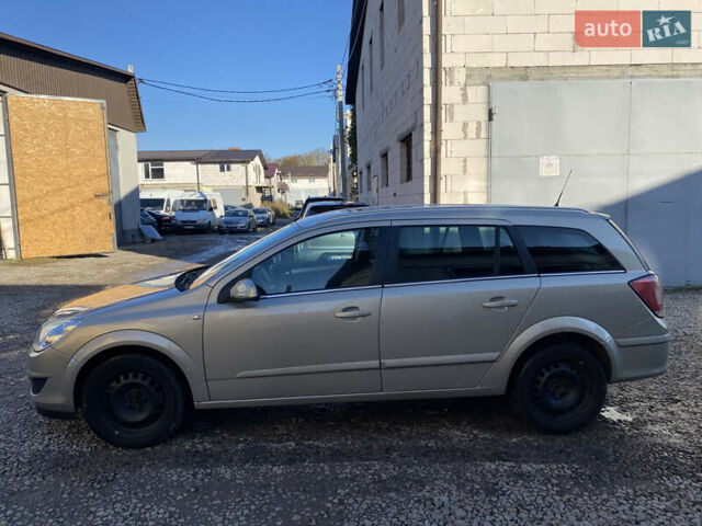 Серый Опель Астра, объемом двигателя 1.6 л и пробегом 210 тыс. км за 4699 $, фото 2 на Automoto.ua