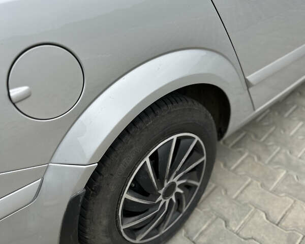 Серый Опель Астра, объемом двигателя 1.6 л и пробегом 250 тыс. км за 5350 $, фото 11 на Automoto.ua