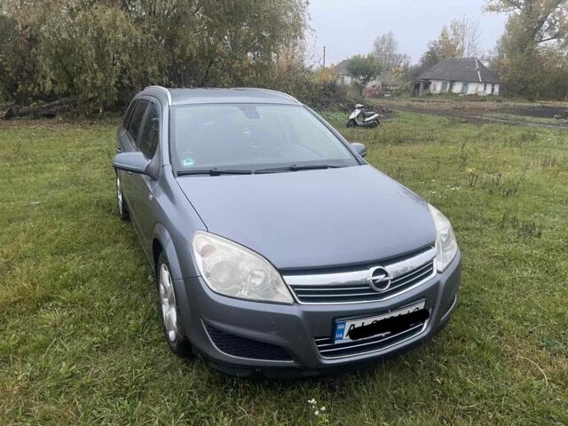 Сірий Опель Астра, об'ємом двигуна 0 л та пробігом 195 тис. км за 5601 $, фото 1 на Automoto.ua