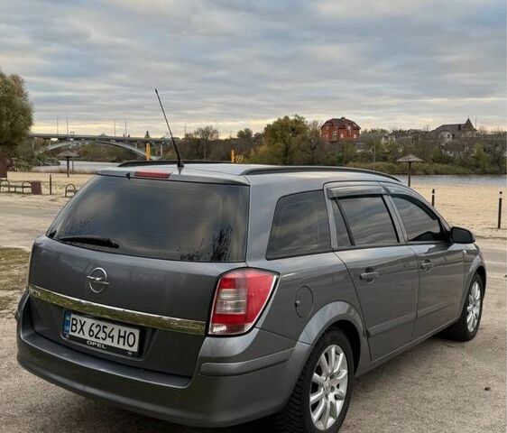 Опель Астра 2007 у Белой Церкве на Automoto.ua Сірий Опель Астра, об'ємом двигуна 1.6 л та пробігом 237 тис. км за 4299 $, фото 8 на Automoto.ua
