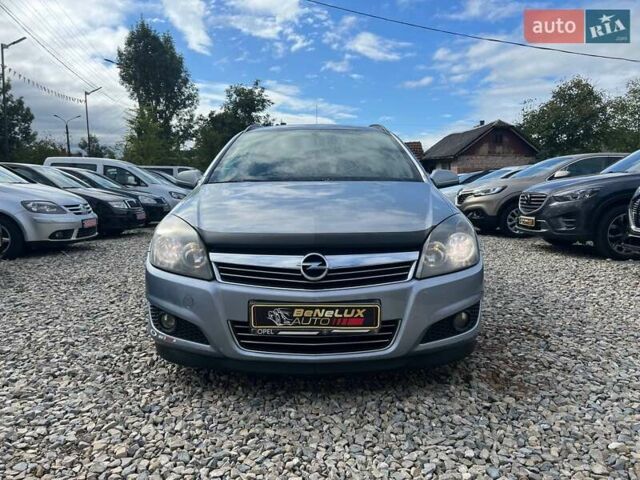 Серый Опель Астра, объемом двигателя 1.69 л и пробегом 238 тыс. км за 4799 $, фото 2 на Automoto.ua