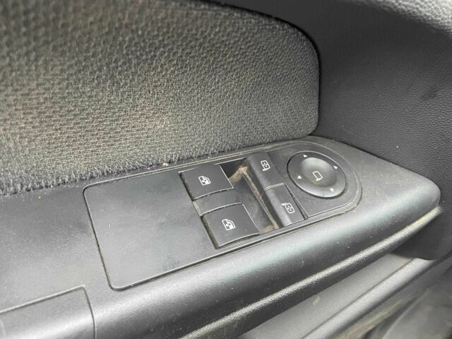 Серый Опель Астра, объемом двигателя 1.6 л и пробегом 299 тыс. км за 4790 $, фото 15 на Automoto.ua