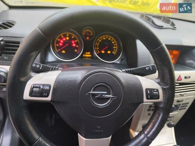 Сірий Опель Астра, об'ємом двигуна 1.6 л та пробігом 310 тис. км за 4000 $, фото 5 на Automoto.ua