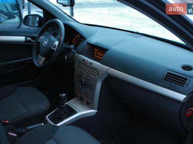 Сірий Опель Астра, об'ємом двигуна 1.7 л та пробігом 303 тис. км за 5199 $, фото 18 на Automoto.ua