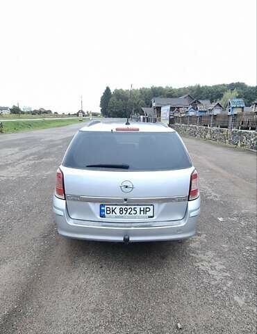 Сірий Опель Астра, об'ємом двигуна 1.7 л та пробігом 277 тис. км за 5500 $, фото 7 на Automoto.ua