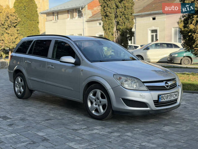 Серый Опель Астра, объемом двигателя 1.69 л и пробегом 334 тыс. км за 3850 $, фото 6 на Automoto.ua